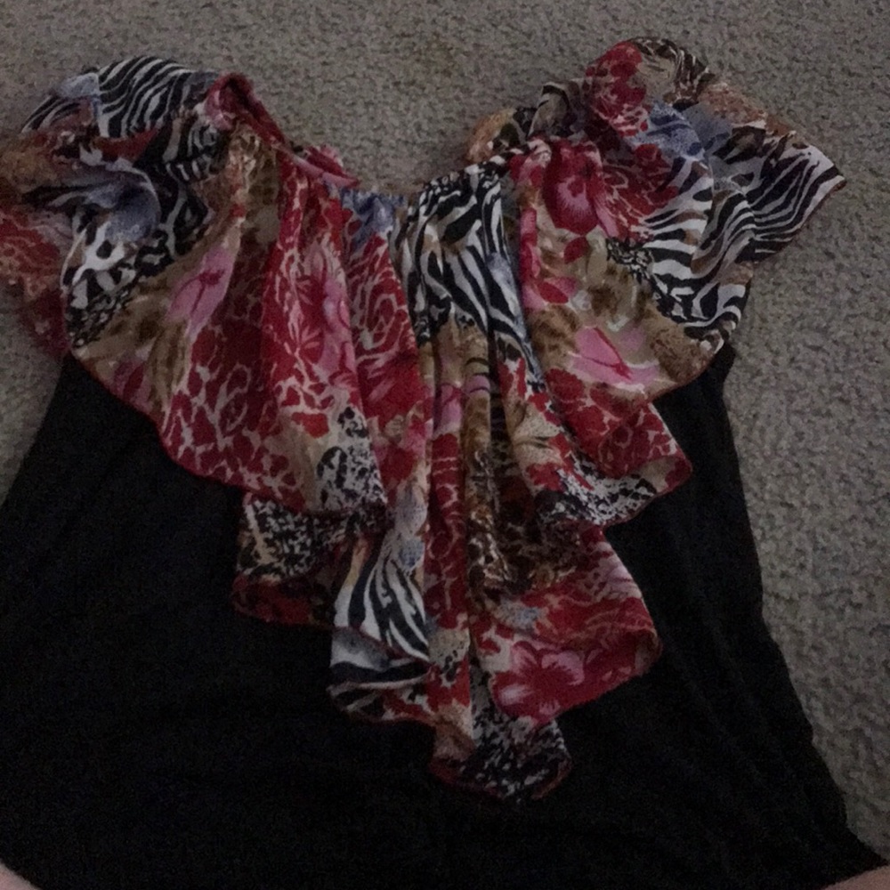 Black flowy top